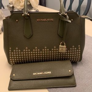 Michael Kors Purse & Wallet